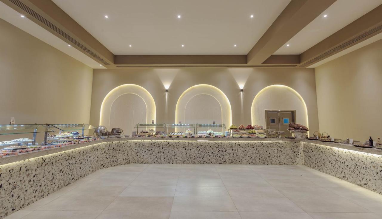 马卡蒂第一生活度假村 洪加達 外观 照片 The buffet at the hotel