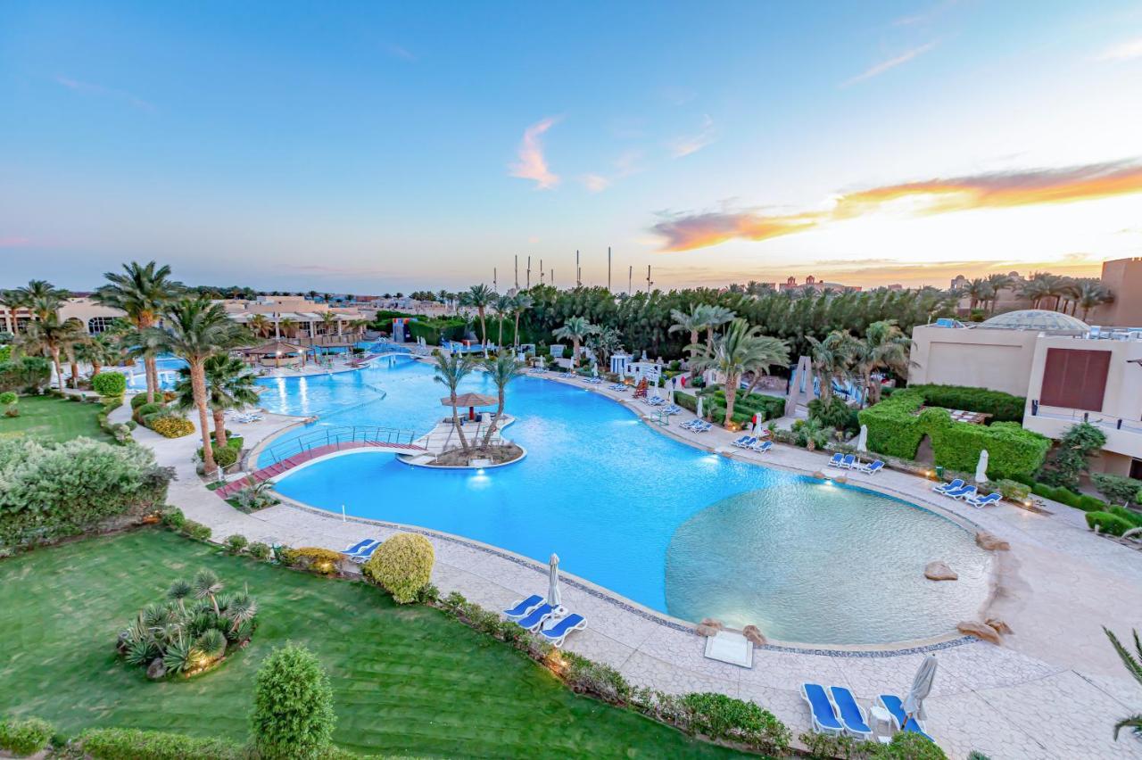 马卡蒂第一生活度假村 洪加達 外观 照片 Sunrise Grand Select Crystal Bay Resort